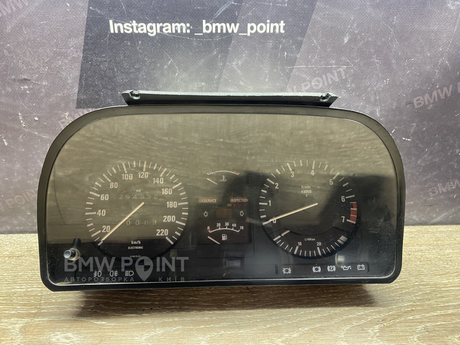 Панель приладів BMW E28 (МКПП) бензин VDO